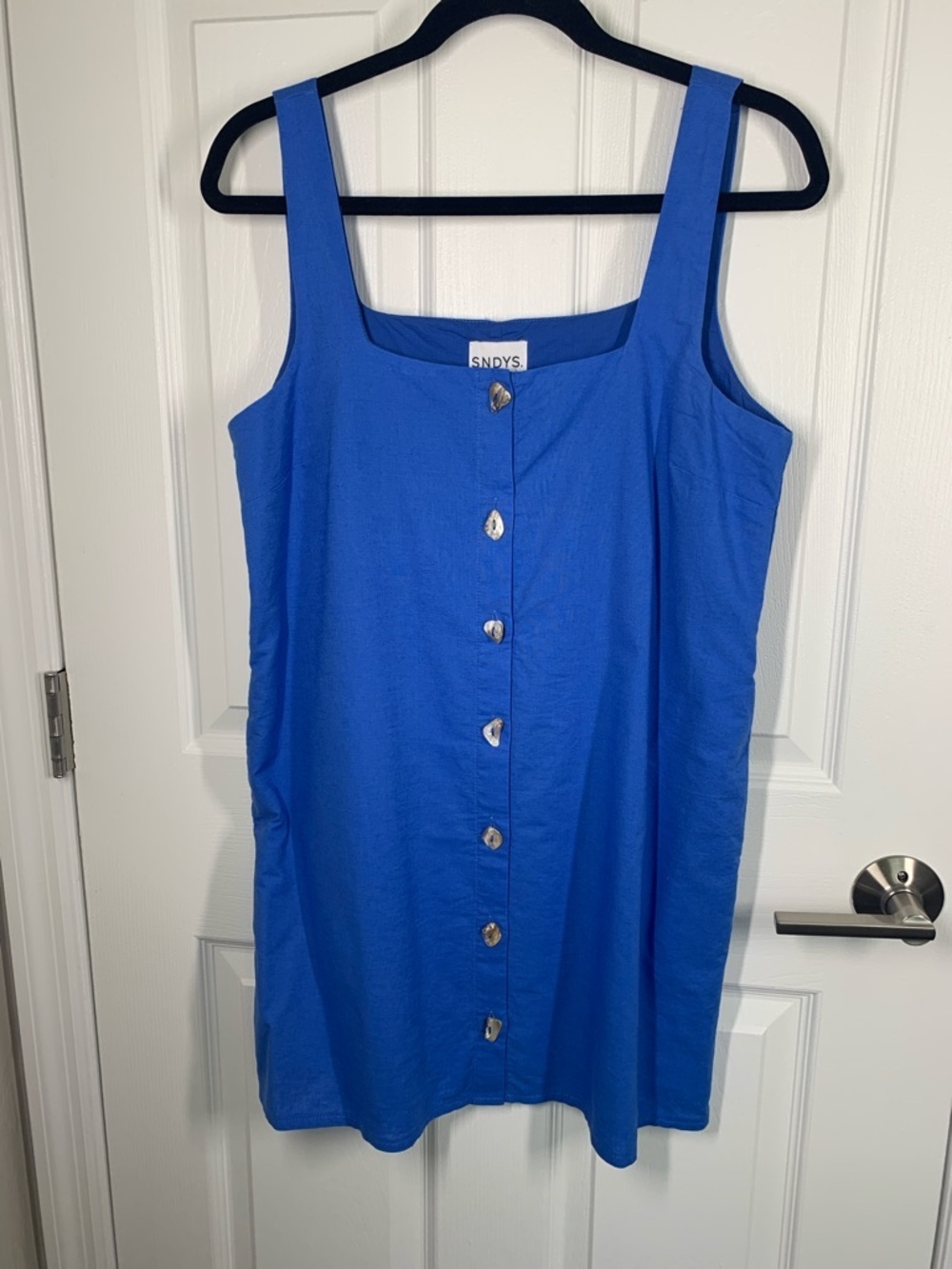 SNDYS button front jumper style mini dress with shell buttons blue size medium
